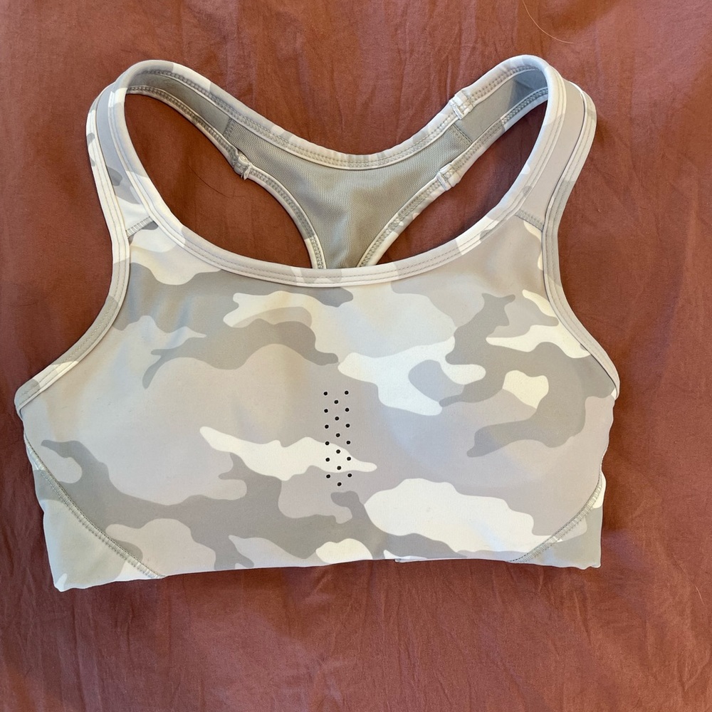 Sports bra